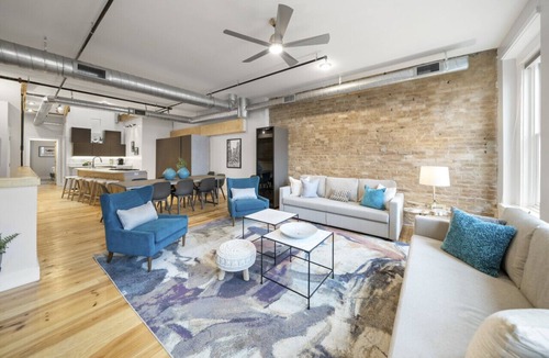 Over-the-Rhine House | Huge Retreat| Rooftop Deck| Stay At Findlay Market