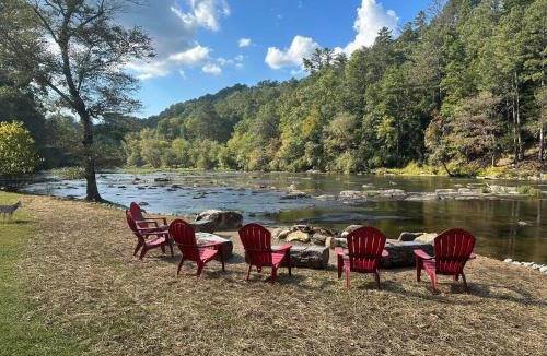 Ellijay House | Hunter's Lodge