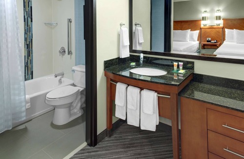 White Station Hotel | Hyatt Place Memphis Primacy Park