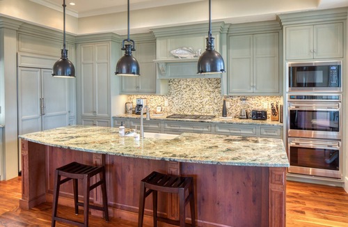 Palmetto Bluff House | Iconic Boathouse Row Home w/May River Views, Guest House & Firepit