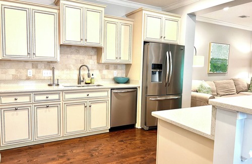 Saint Simons Island House | Immaculate Saint Simons Townhouse 3 Bed/2.5 Bath, Pool, 2 Bikes, Pets Welcome