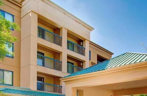 Crestline Heights House | Indulge in Home-Like Comfort! 4 Modern Units, Pet-Friendly, Free Parking!