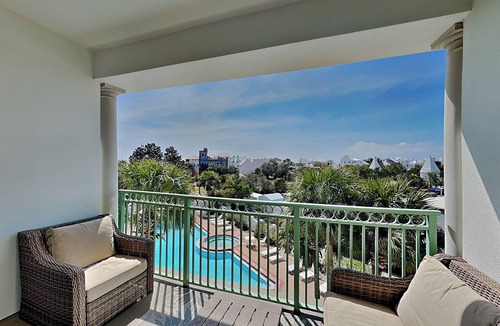 Rosemary Beach Condo | Inn at Seacrest #303 - Seaside Sunrise | Luxe Studio, Resort Amenities + 2 Bikes