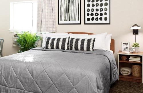 Dothan Hotel | InTown Suites Extended Stay Dothan AL