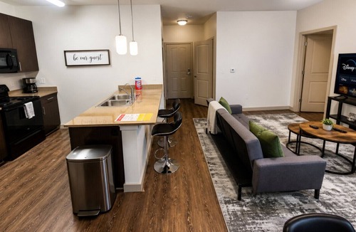 Five Points South Apartment | Iron City Retreat | Modern 2BR Stay