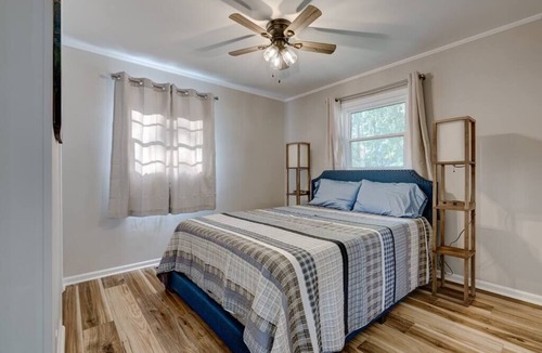 Shelby House | IslandTime! 6 Br/3Ba with your own private island!