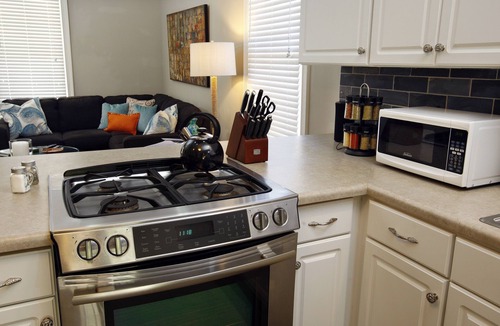 Midtown House | Jefferson Blue Door .Charming Renovated Cottage in Midtown