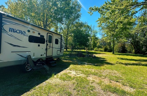 Fluker House | Joy ~ The Happy Little Camper