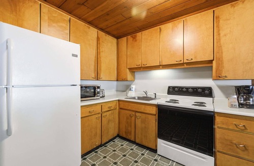 Stevensville Ski Chalet | Juniper Presents: Chalet #80 Family Fun w Pools & Resort Perks