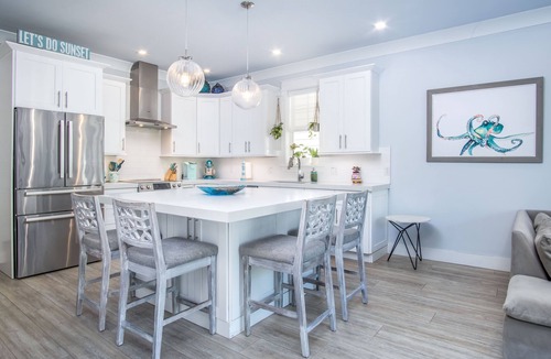Islamorada House | Just relisted! Discounts on longer stays ~ Heart of Islamorada ~ Boat Dockage
