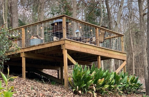 Jefferson House | Kayaks-Canoe-Boathouse-North Shore of Caddo Lake-Frog Town-Water Access