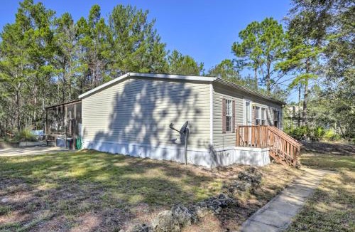 Salem House | Keaton Beach Escape w/Hot Tub < 2 Mi to Shore
