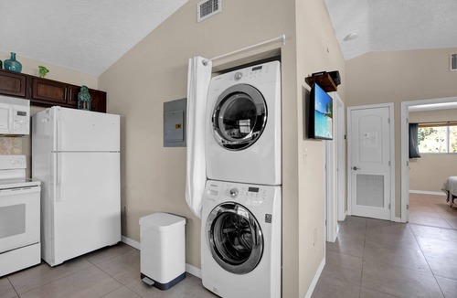 Tavernier House | Key Largo Home with Private Spa and Pool!