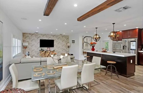 Tamiami House | La Atenea