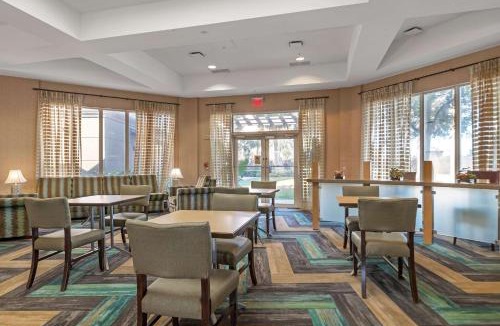 Hollywood Hotel | La Quinta by Wyndham Ft. Lauderdale Airport