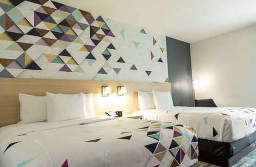 Lake City Hotel | La Quinta Inn & Suite by Wyndham Lake City