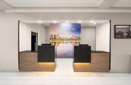 Bessemer Hotel | La Quinta Inn & Suites by Wyndham Bessemer