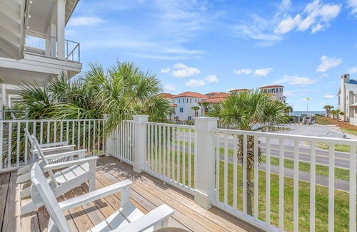 Dune Allen Beach House | Laffy Taffy - Dune Allen Vacation Home on 30A, Community Pool, Near the Beach!