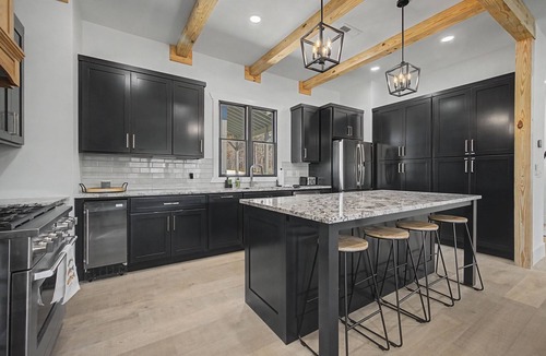 Houston House | Lake Acess! Views! Boat Dock! Hot Tub! Gameroom! Gym! Kayak & Paddleboards!