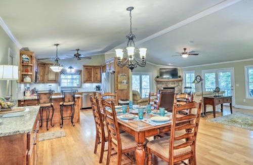 Hayesville House | Lake Chatuge Retreat w/Dock & Mtn Views!
