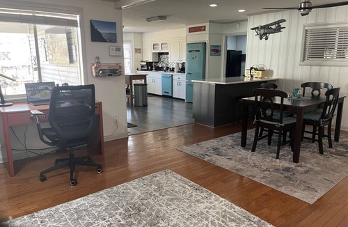 Rockwell House | Lake Hamilton boating, fishing, swimming