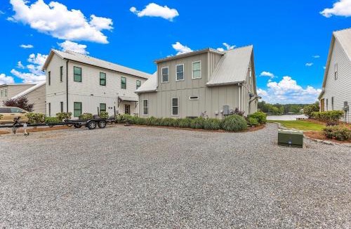 Alexander City House | Lake It Easy