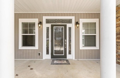 Milledgeville Condo | Lake Life Done Right - Waterfront condo on Lake Sinclair