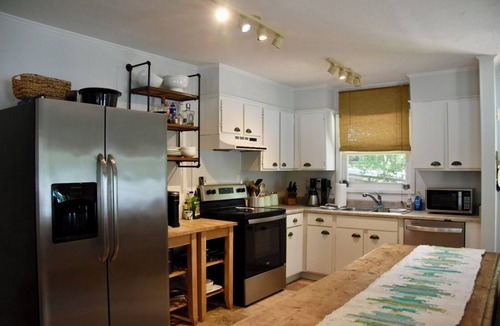 Dadeville House | Lake Martin Waterfront Escape-Pet Friendly-Near Auburn