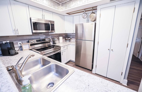 Avoca Condo | Lake Monroe Golf & Nature Retreat
