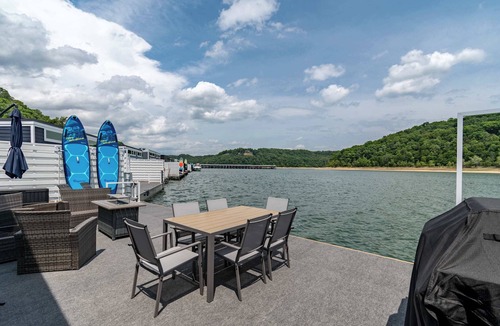 Nancy House | Lake'n Memories - The Ultimate Oasis Getaway