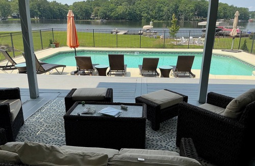 Lake Oconee House | Lake Oconee Waterfront Retreat - 4bd/4ba with Pool, Spa, Dock, Ping-Pong & More!