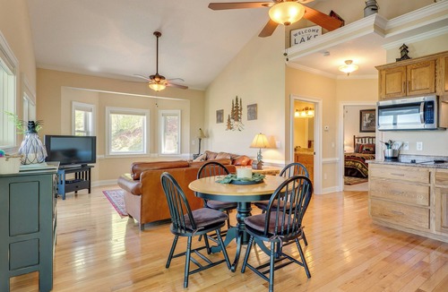 Hiawassee Condo | Lake-View Condo with Covered Deck in Hiawassee!