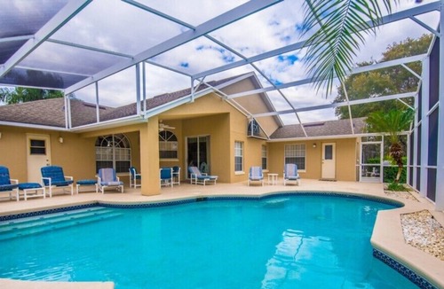 Sunridge Woods Villa | Lake View From Pool 4 Bed 3 Bath- Perfect for Snowbirds!
