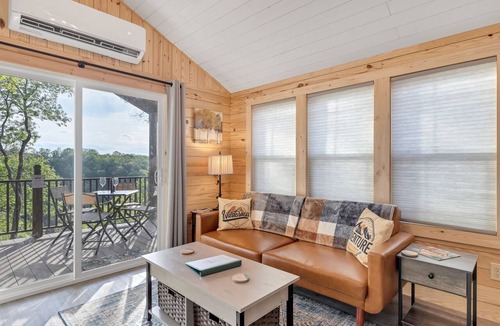 White County Cabin | Lake View Nature Cabin at Bear Bluff Retreat