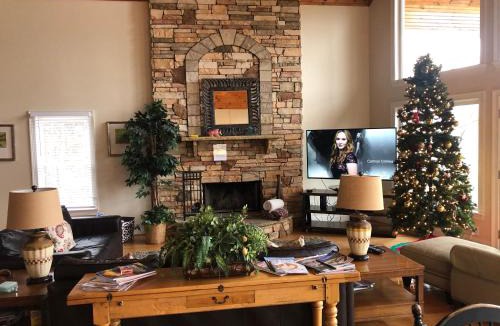 Dawsonville Ski Chalet | Lake views galore from balconies right on the lake and drought-proof deep water