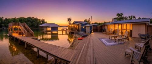 Eclectic House | Lakefront Cabin with Private Dock