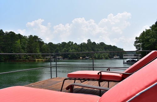 Gainesville House | Lakefront Home with a Single Slip Party Deck