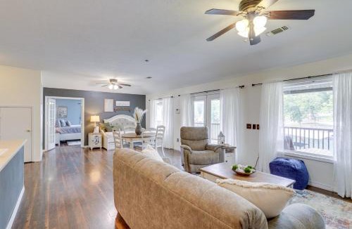Horseshoe Bend House | Lakefront Horseshoe Bend Home w/Boat Dock!