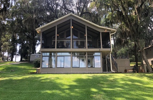 Madison Cottage | Lakefront Retreat: 3 bedroom Home on Cherry Lake in Charming Madison