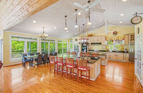La Follette Cabin | Lakefront Retreat N Norris Lake・Dock W Slide・Games