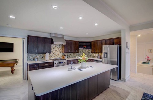 Rowlett House | Lakefront Retreat w/Balcony