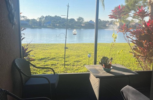 Glencoe House | Lakefront with pool 4-bedroom house in N.S.B just minutes from the Beach !