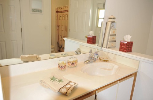 Morgan Point Villa | Lakeside luxury villa with pool