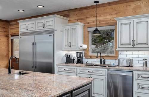 Arley House | "LAKEVIEW": No Steps, HOT TUB, Boat/Swim Dock, Elevator