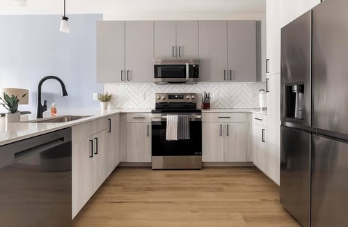 East Side Apartment | Landing | Amazing 2BD, Game Room, Clubhouse