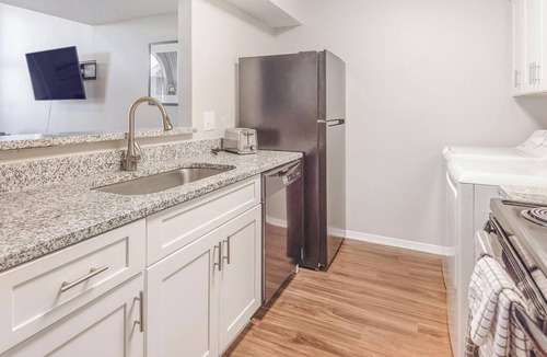 Cordova Apartment | Landing | Amazing 2BD, Game Room, Gym