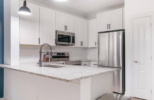 North Druid Hills Apartment | Landing at Cortland Oleander West - 1 Bedroom in North Druid Hills