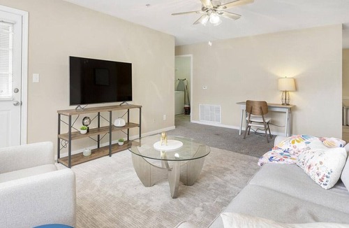 Talisheek Apartment | Landing at Pelican Pointe Apartments - 2 Bedrooms in Downtown Slidell