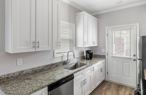 Huntsville Apartment | Landing | Beautiful 2BD, Pool, Clubhouse