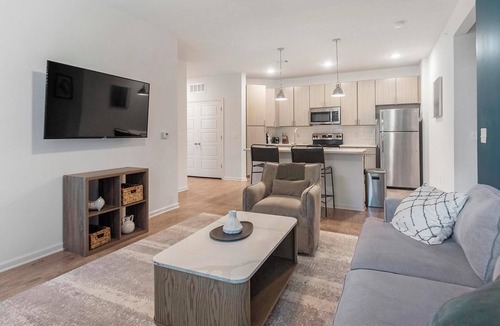 Cordova Apartment | Landing | Beautiful 2BD, Yoga Studio, Pool